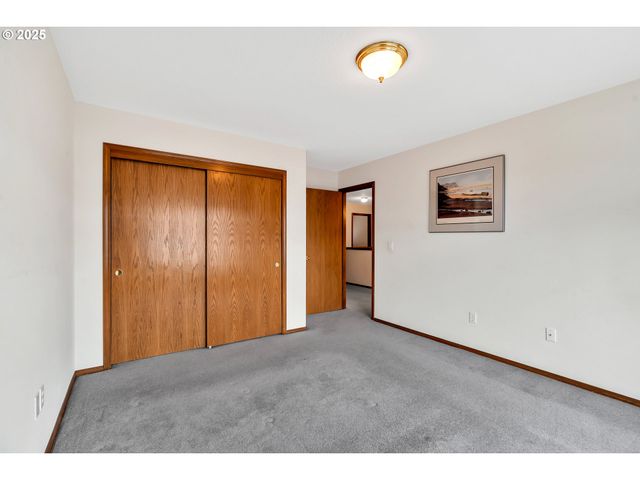 7829 Sw 174TH Pl, Beaverton, OR 97007