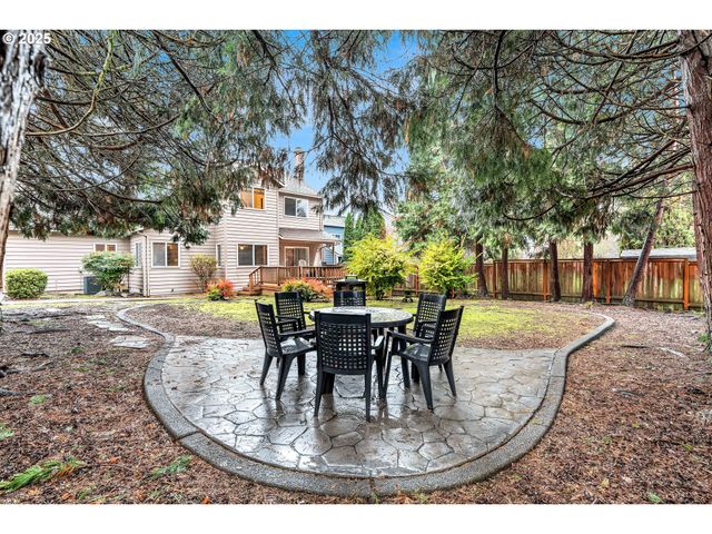 7829 Sw 174TH Pl, Beaverton, OR 97007