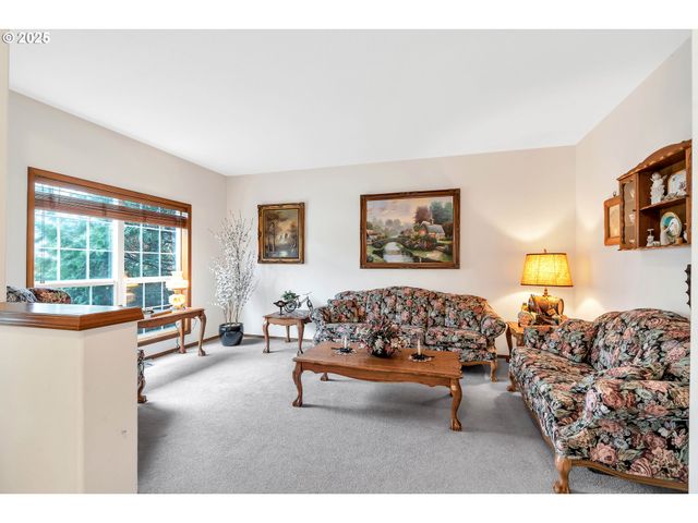 7829 Sw 174TH Pl, Beaverton, OR 97007