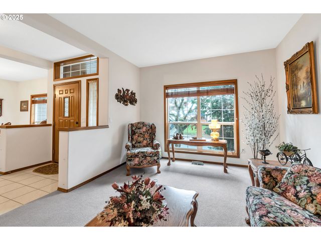 7829 Sw 174TH Pl, Beaverton, OR 97007