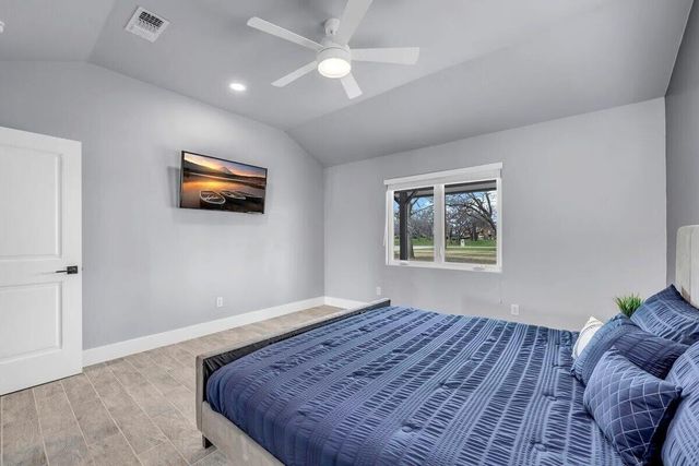 3120 River Oaks DR, Kingsland, TX 78639