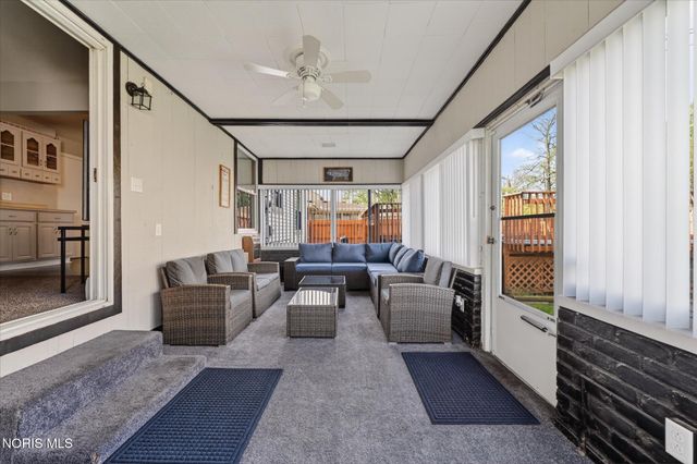 6101 Rolland Drive, Toledo, OH 43612