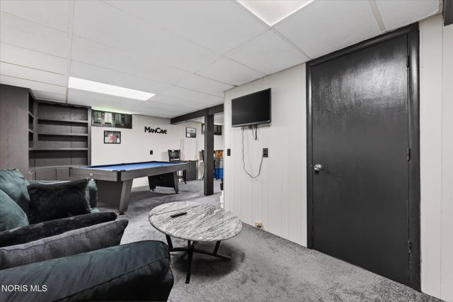 6101 Rolland Drive, Toledo, OH 43612