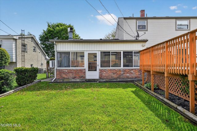 6101 Rolland Drive, Toledo, OH 43612