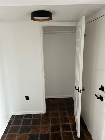 2462 KINGFISHER LANE J203, Clearwater, FL 33762