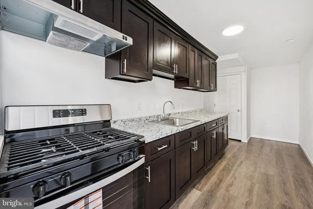 2940 N CONSTITUTION RD, Camden, NJ 08104