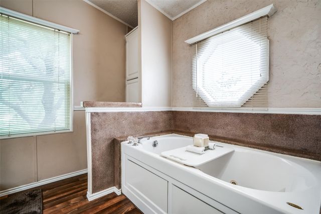 9455 Tranquil Acres Road, Fort Worth, TX 76179