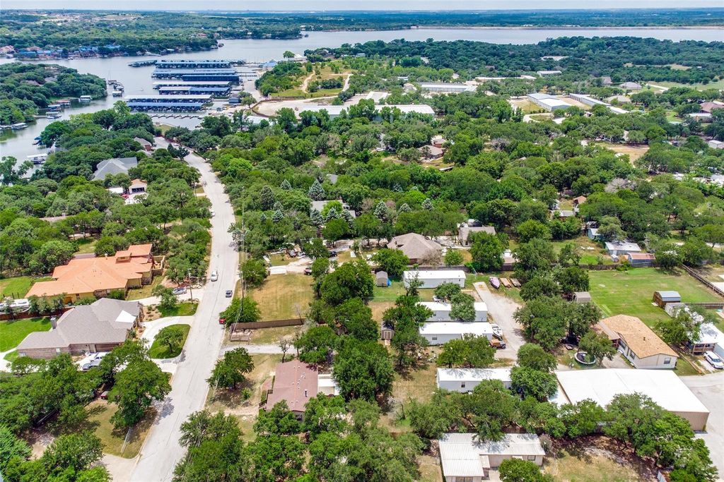 9455 Tranquil Acres Road, Fort Worth, TX 76179