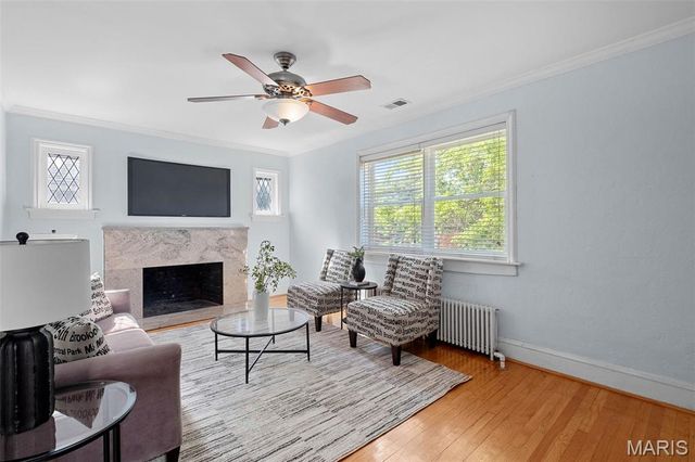 7055 Dartmouth Avenue, University City, MO 63130