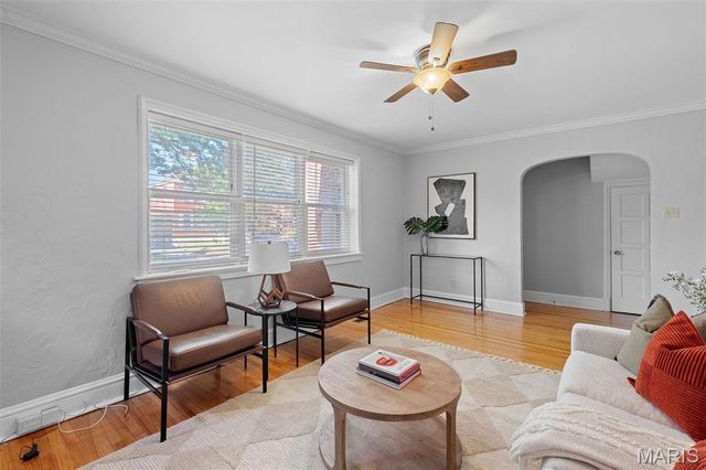 7055 Dartmouth Avenue, University City, MO 63130