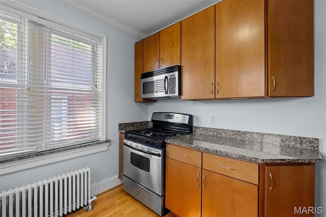 7055 Dartmouth Avenue, University City, MO 63130