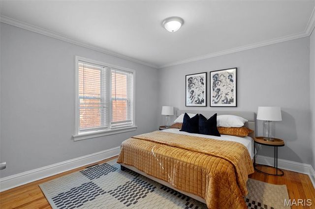 7055 Dartmouth Avenue, University City, MO 63130