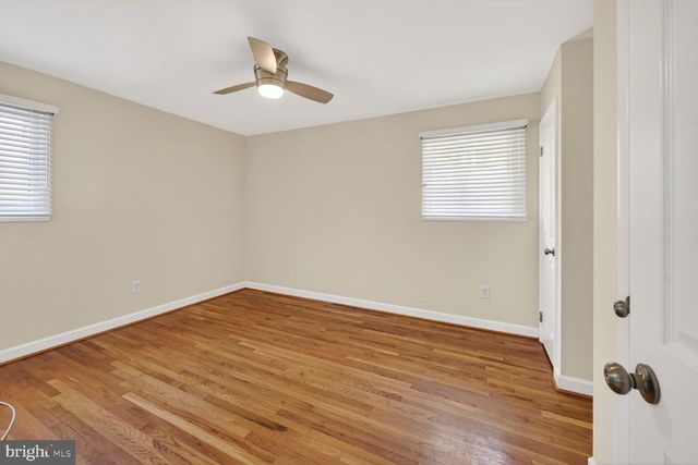 5506 HELMONT DR, Oxon Hill, MD 20745