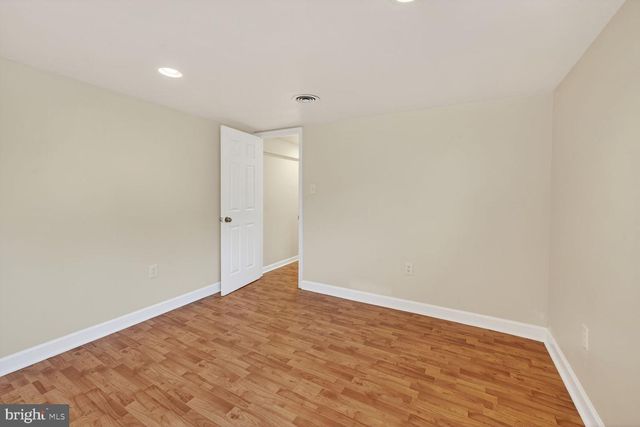 5506 HELMONT DR, Oxon Hill, MD 20745