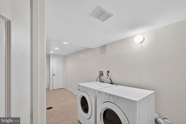 5506 HELMONT DR, Oxon Hill, MD 20745