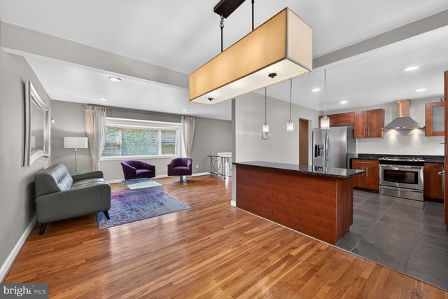 5506 HELMONT DR, Oxon Hill, MD 20745