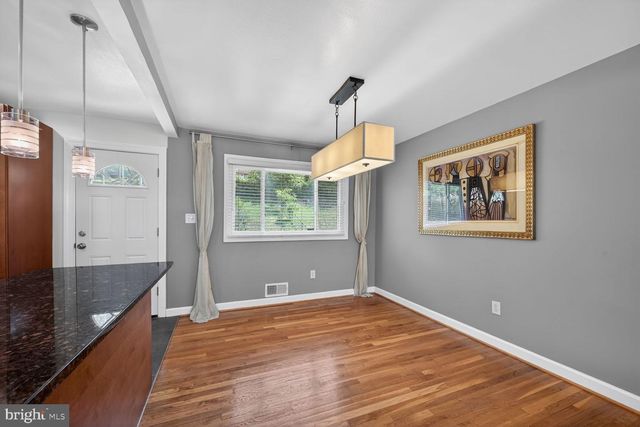 5506 HELMONT DR, Oxon Hill, MD 20745