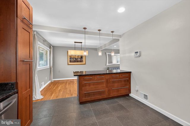 5506 HELMONT DR, Oxon Hill, MD 20745