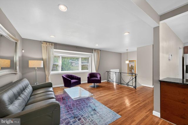 5506 HELMONT DR, Oxon Hill, MD 20745