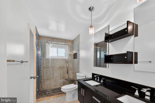 5506 HELMONT DR, Oxon Hill, MD 20745