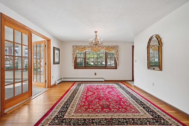 7 Birchwood Drive, Derry, NH 03038