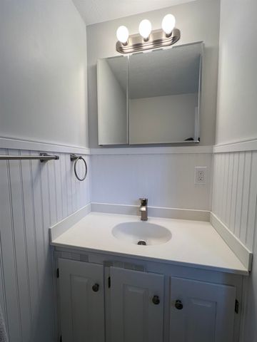 7 Birchwood Drive, Derry, NH 03038