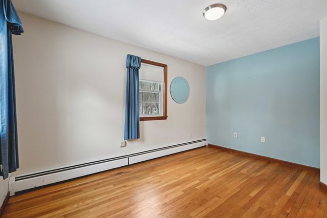 7 Birchwood Drive, Derry, NH 03038