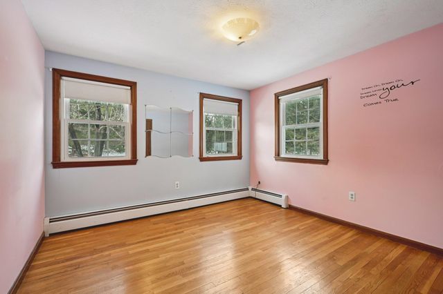 7 Birchwood Drive, Derry, NH 03038