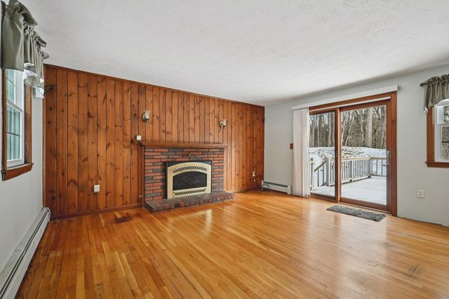 7 Birchwood Drive, Derry, NH 03038