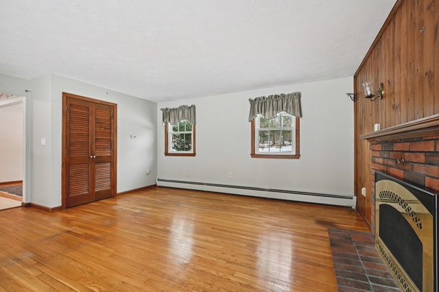 7 Birchwood Drive, Derry, NH 03038