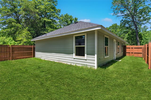 7129 Kayak Drive, Mabank, TX 75156