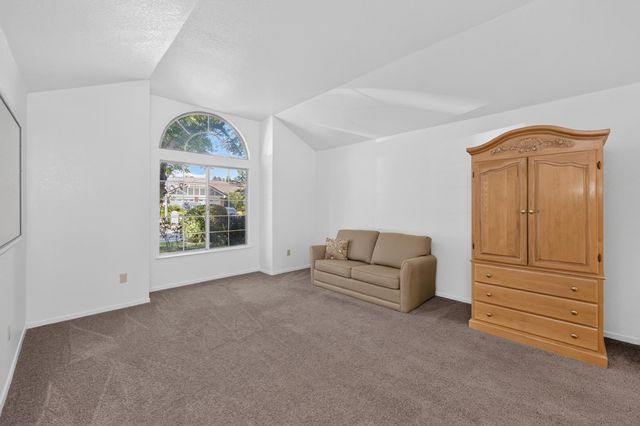 1373 E Portland Avenue, Fresno, CA 93720