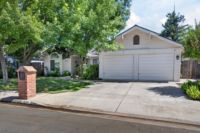 1373 E Portland Avenue, Fresno, CA 93720