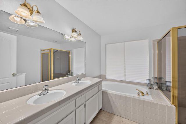 1373 E Portland Avenue, Fresno, CA 93720
