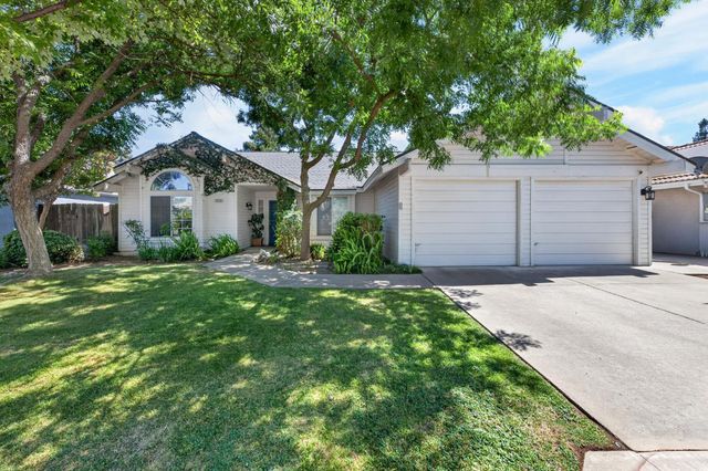 1373 E Portland Avenue, Fresno, CA 93720