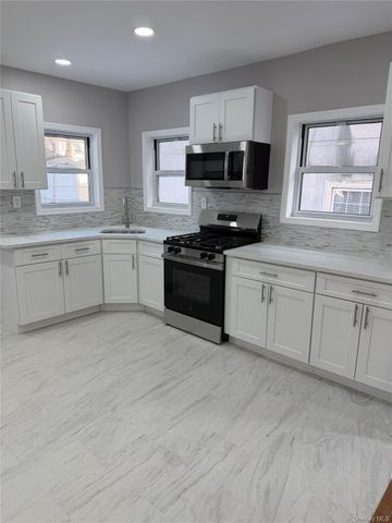 1356 Eggert Place, Far Rockaway, NY 11691