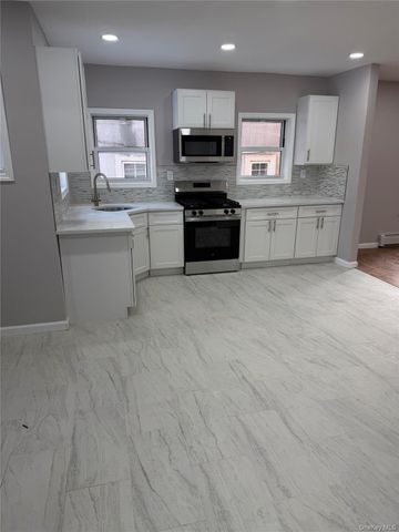 1356 Eggert Place, Far Rockaway, NY 11691