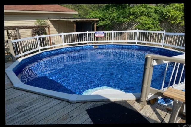 718 EASTVIEW DR, Canyon Lake, TX 78133