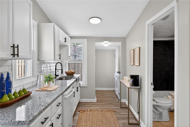 164 E 317th Street, Willowick, OH 44095