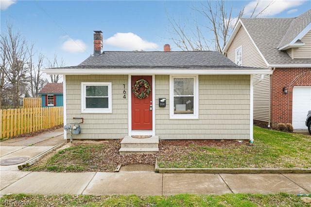 164 E 317th Street, Willowick, OH 44095
