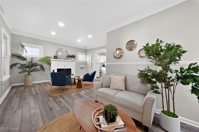 164 E 317th Street, Willowick, OH 44095