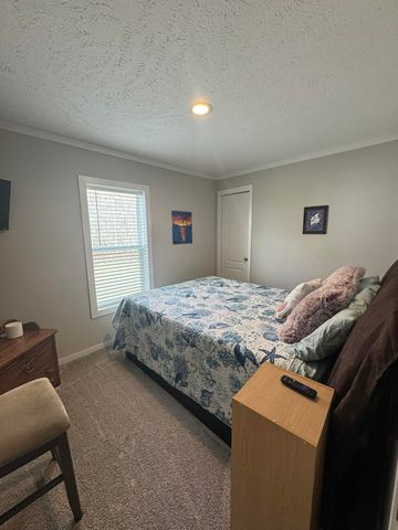 98 Brooks Lane, Russell Springs, KY 42642