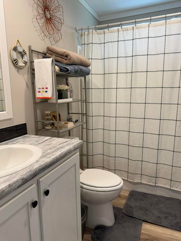 98 Brooks Lane, Russell Springs, KY 42642