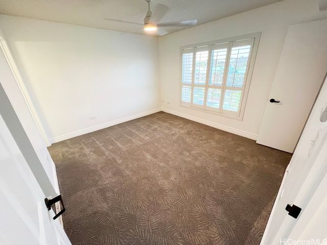 3075 Ala Poha Place 711, Honolulu, HI 96818