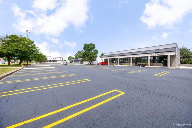 34794 Plymouth Road, Livonia, MI 48150