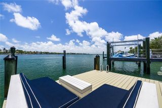 930 Stillwater Dr, Miami Beach, FL 33141