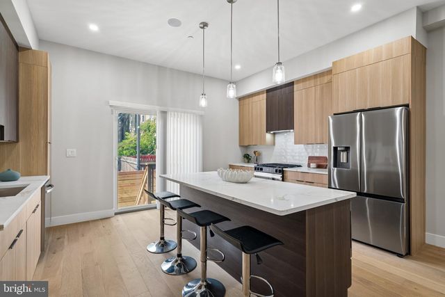 609 E LOCUST AVE, Philadelphia, PA 19144