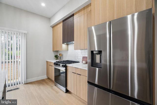 609 E LOCUST AVE, Philadelphia, PA 19144