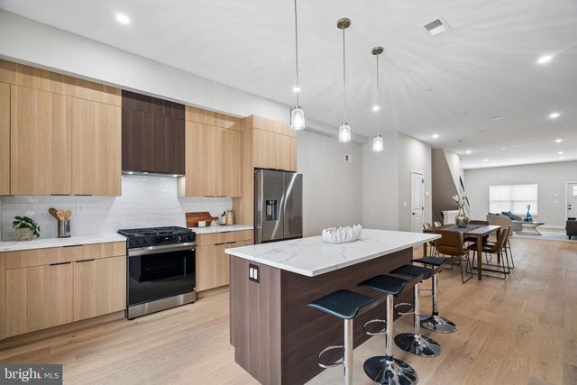 609 E LOCUST AVE, Philadelphia, PA 19144
