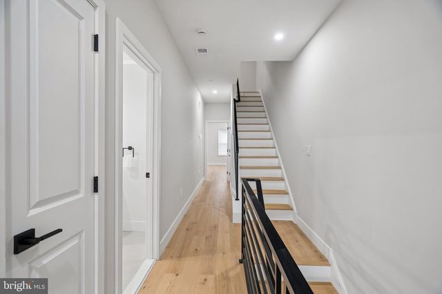 609 E LOCUST AVE, Philadelphia, PA 19144